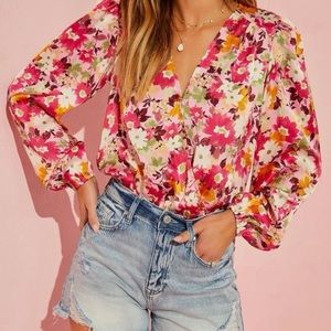 Vici floral bodysuit NWT